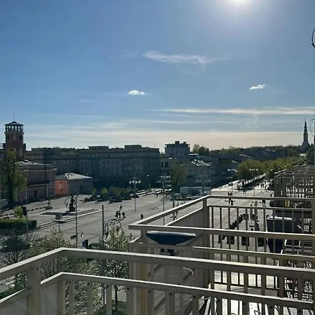 Max Apartment *